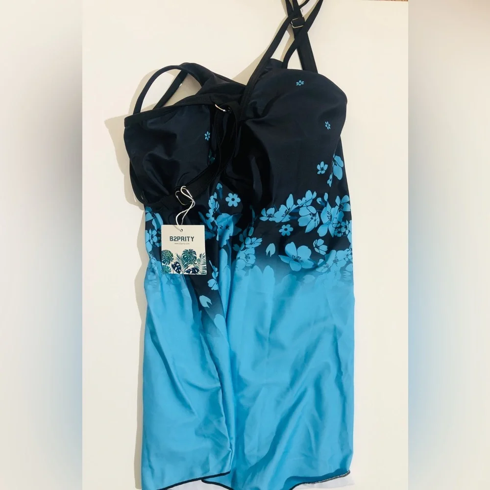 Women’s Long Torso Tankini Swimsuit! - Picture 6 of 10